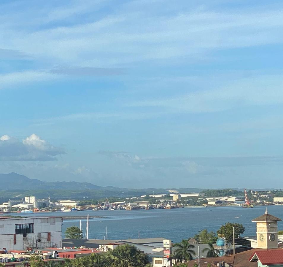 Seaview Amani Grand Resort Residences 3-5Mins From Airport Lapu-Lapu City Dış mekan fotoğraf